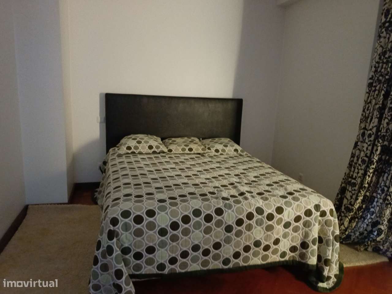 Prédio p Familia com Jardim jtº Praça Espanha e São D.Benfica-13