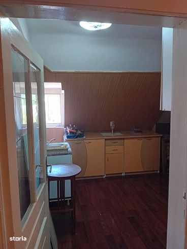 Apartament 3 camere situat in zona ultracentrala a orasului Sinaia-7