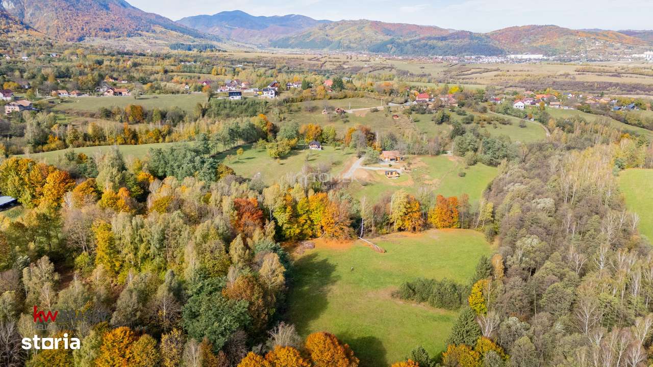 Teren intravilan în Zărnești, zona Tohanita, cu pădurice și parau curg-9