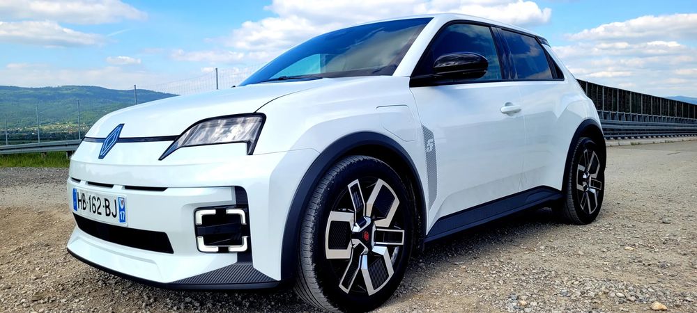 Renault 5 E-Tech 52kWh Comfort Range Techno 2024