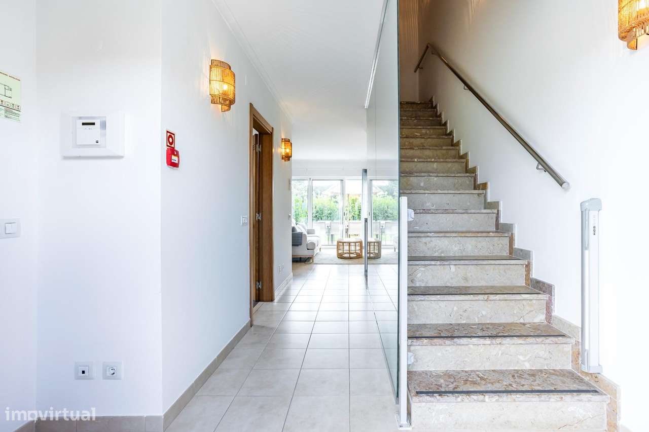 Moradia T2+1 de Luxo em Condomínio Exclusivo no Algarve-16