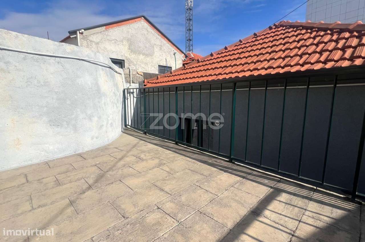 Moradia T2, renovada, com terraço e anexo, centro do Porto - Grande imagem: 5/57