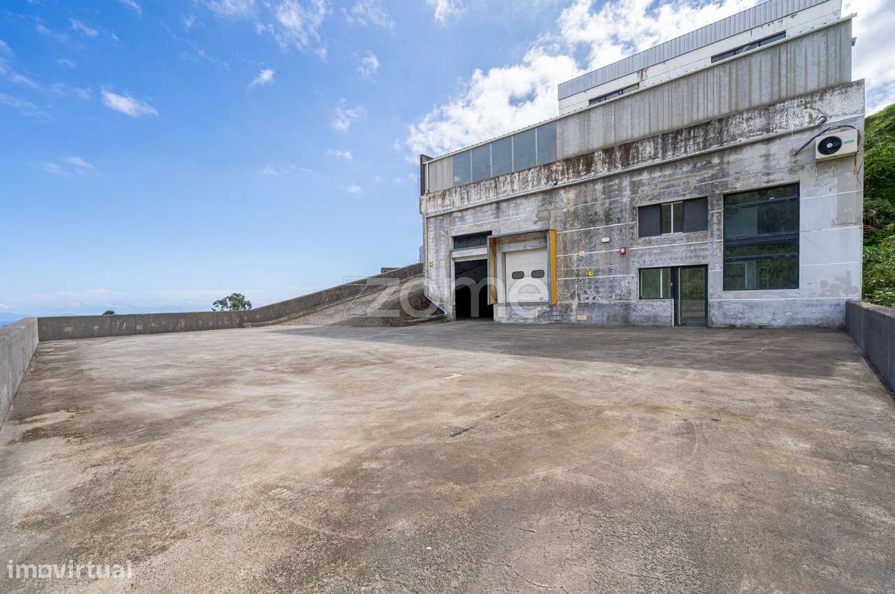 Armazém 782 m² com Parque Privativo – Caniço (Eiras) - Grande imagem: 2/22