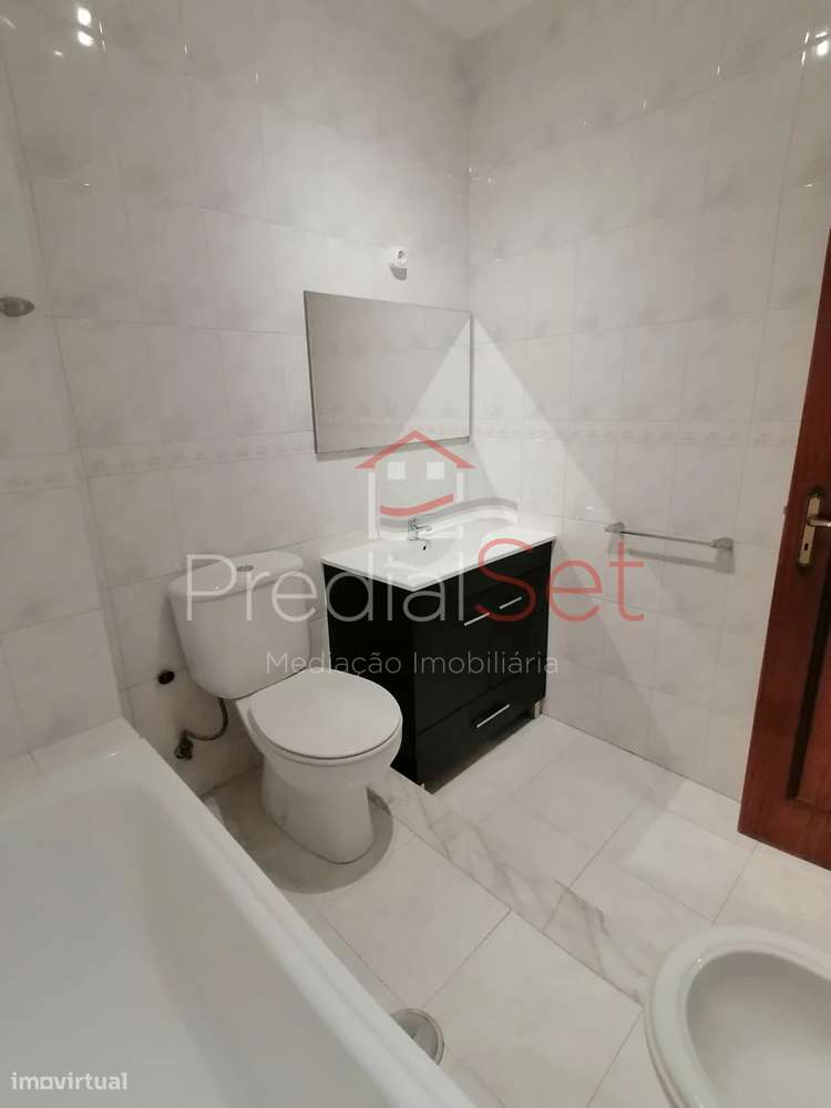 Apartamento T2 - Centro do Pinhal Novo-14