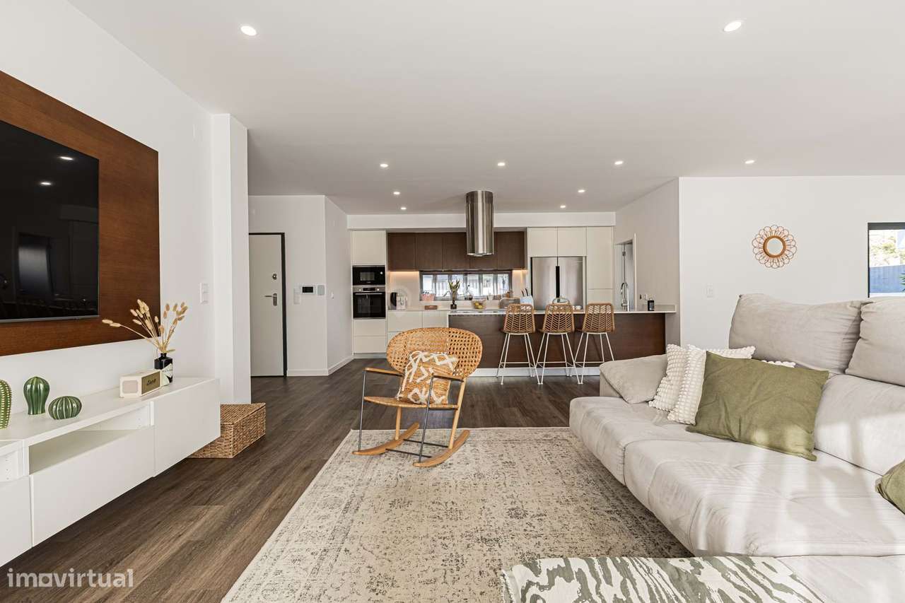 Moradia Térrea T3 c/piscina, lote de 474m² - Única na Caparica - Grande imagem: 4/60