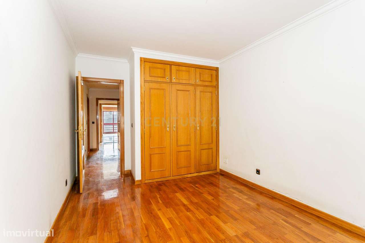 Excelente apartamento T3 na Venteira - Amadora-12