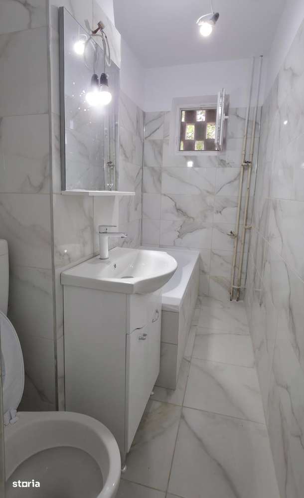 Apartament 2 camere cu balcon, complet renovat ..Calea Sagului-4