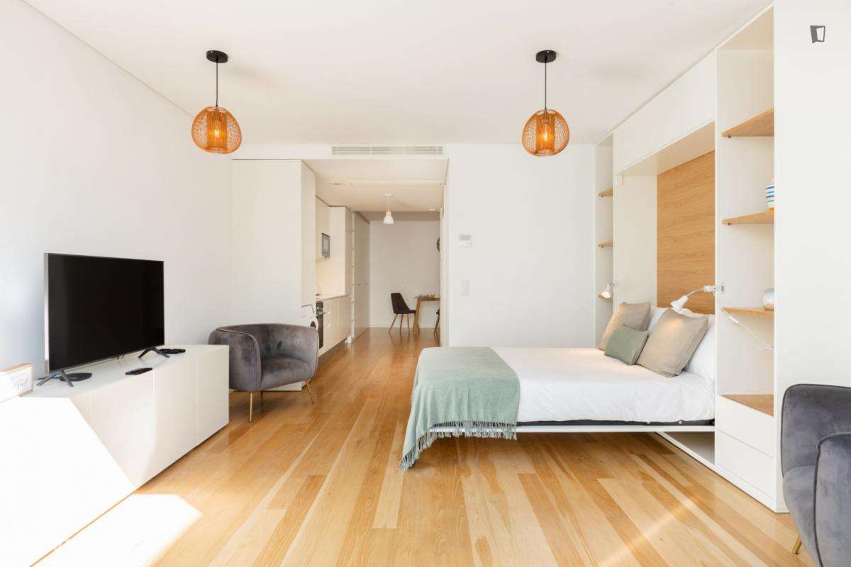 Estúdio - localizado em Matosinhos - Grande imagem: 4/10