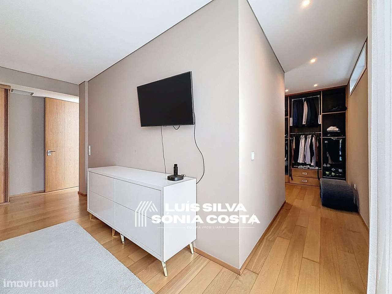 Moradia T3 em Avintes – Conforto, Tecnologia e Design...-27