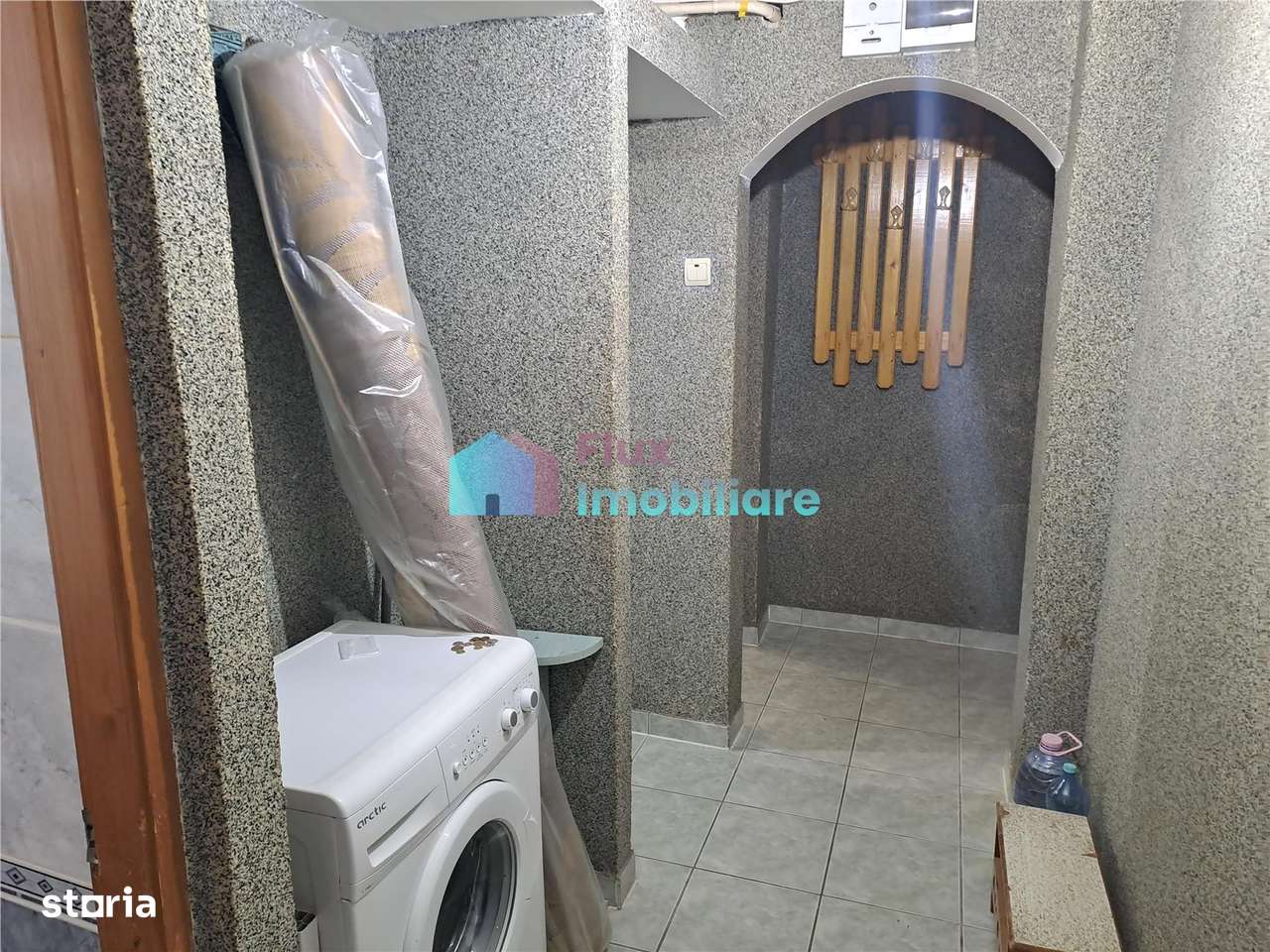 Apartament cu 3 camere semimobilat etaj 3 George Enescu-4