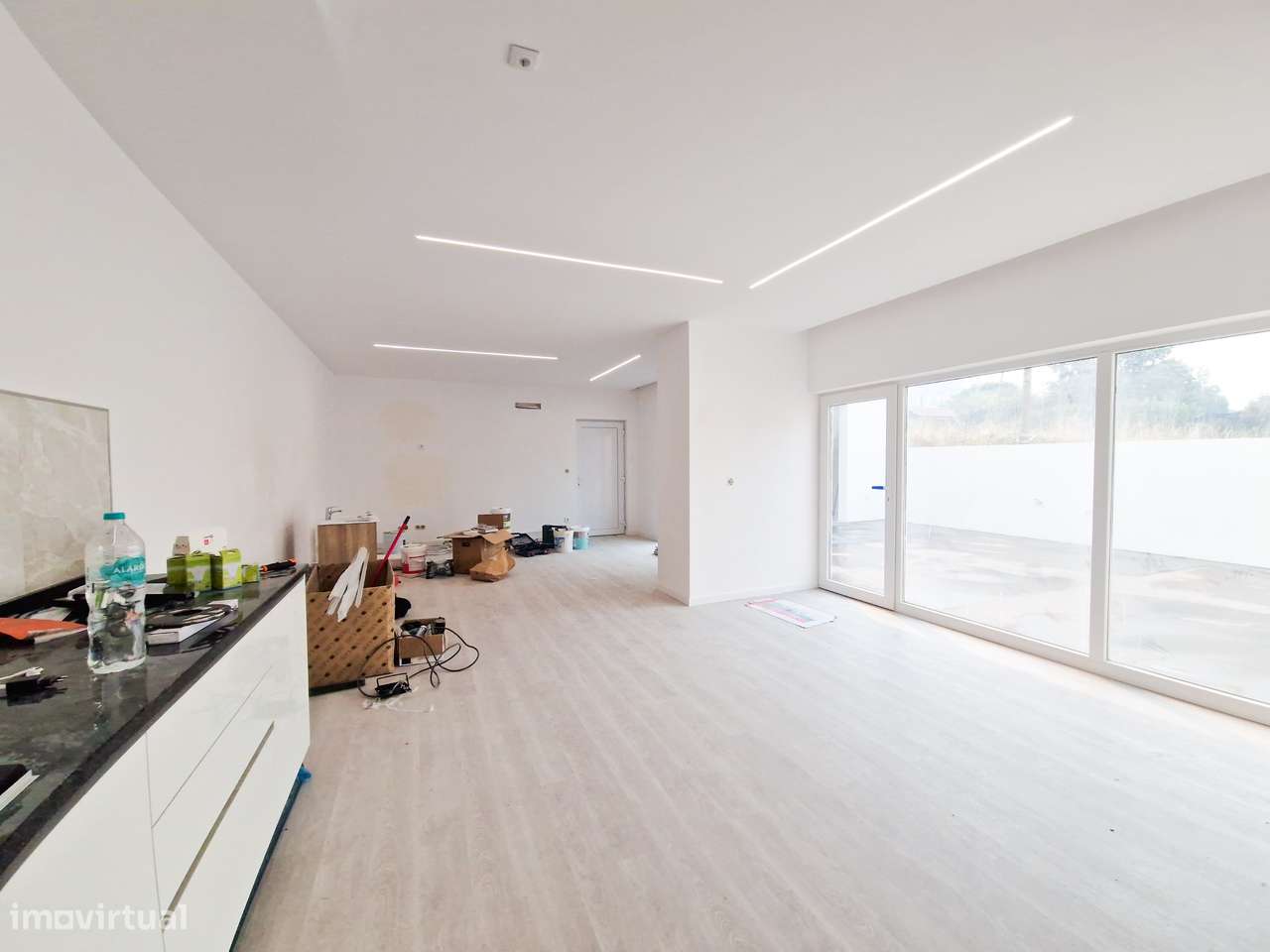 Moradia T4 Térrea de Design Moderno em São Romão, Vagos.-16