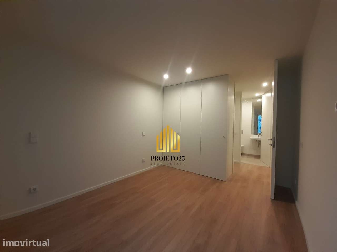 Apartamento T1 Novo em Condomínio Fechado Junto ao Parque do Covelo.-11