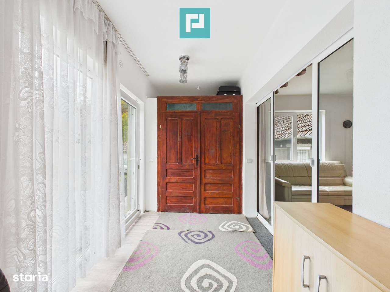 Casă renovată în localitatea Lazuri, Arad - Imagine principală: 3/20