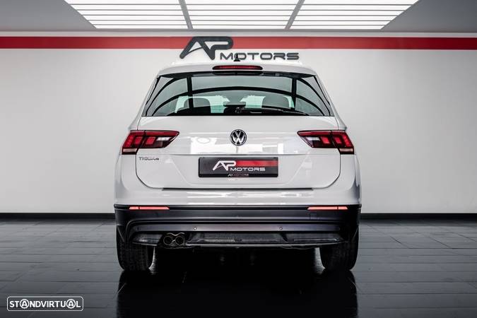 VW Tiguan 1.5 TSI Confortline - 11