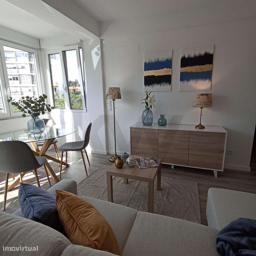 T3 em Benfica com varanda totalmente renovado - Grande imagem: 5/15