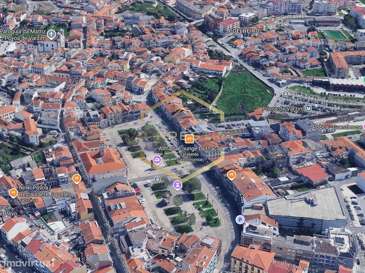 T3 Remodelado junto à Praça do Almada – Terraço Exclusivo de 30 m²-15