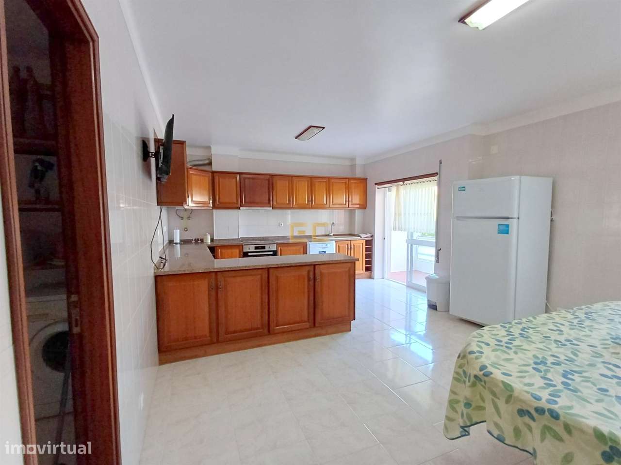 Apartamento T3 com Garagem e Vista Mar - Buarcos!-7