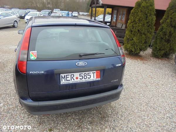 Ford Focus 1.8 TDCi Ambiente - 10