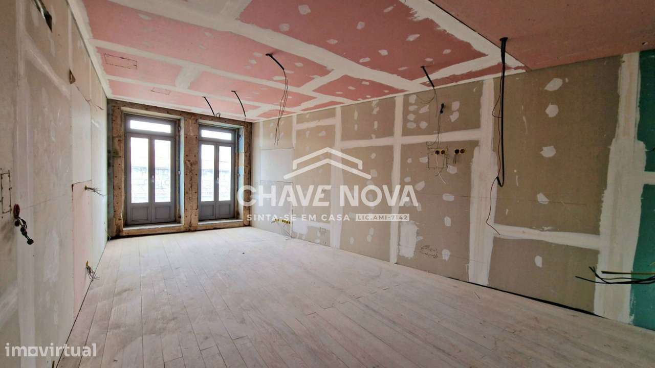 Prédio na Ribeira Para Empreendimento Turístico, Porto - Grande imagem: 5/25