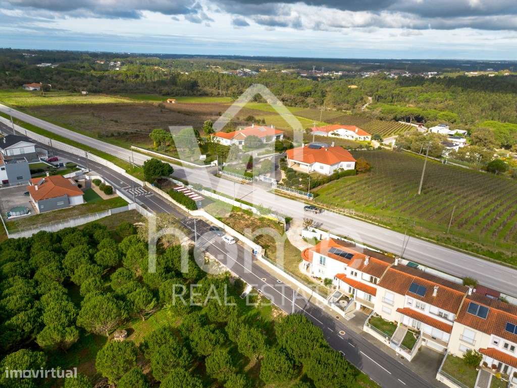 Moradia T4 Premium com 3 WC, Garagem e 1000 m² de Terreno - AZOIA |... - Grande imagem: 4/44