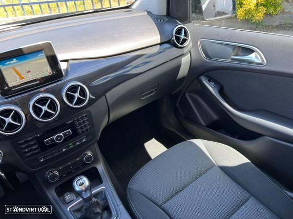 Mercedes-Benz B 180 CDi BlueEfficiency - 23