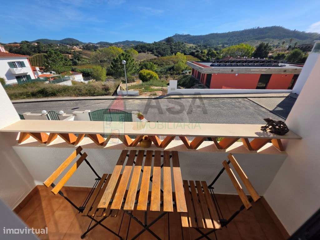 Moradia T4 com Garagem de 48 m² e Mais de 120 m² de Logradouro-5