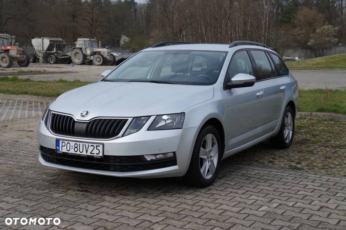 Skoda Octavia 1.6 TDI Ambition - 2