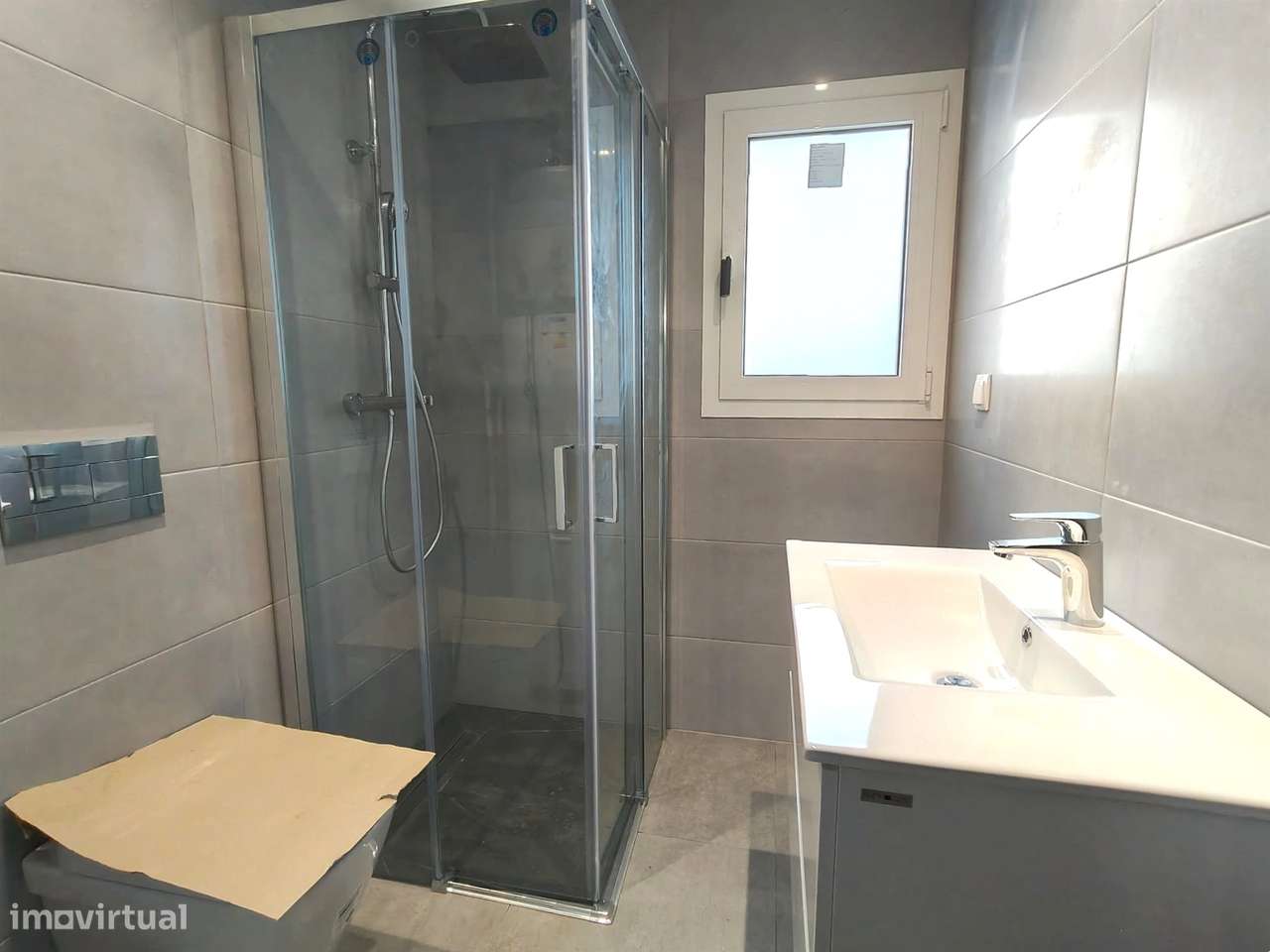 Moradia T3 / Nova / Terreno / Churrasqueira / Ar condicionado / Santa-6