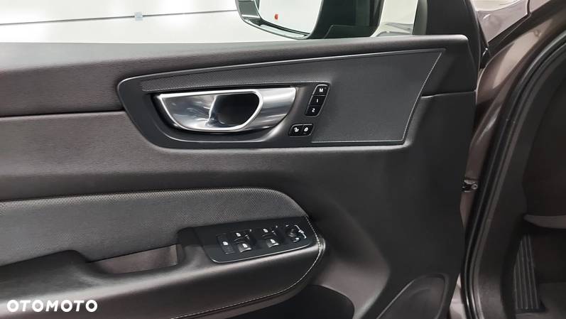 Volvo XC 60 B4 D Geartronic RDesign - 13