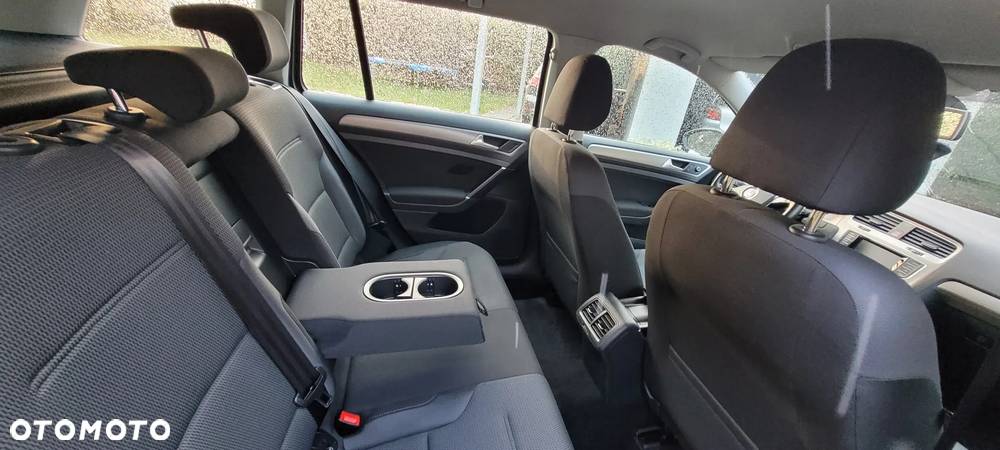 Volkswagen Golf VII 1.6 TDI BMT Comfortline - 10