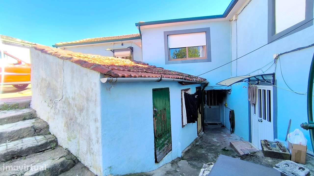 Quintinha com 4 Casas em Porto Campanhã-9