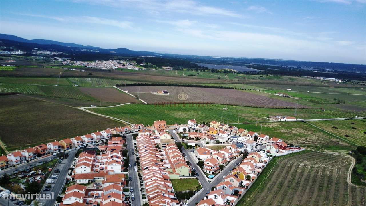 Moradia com 3 quartos, 2 wc e garagem em Alenquer-49