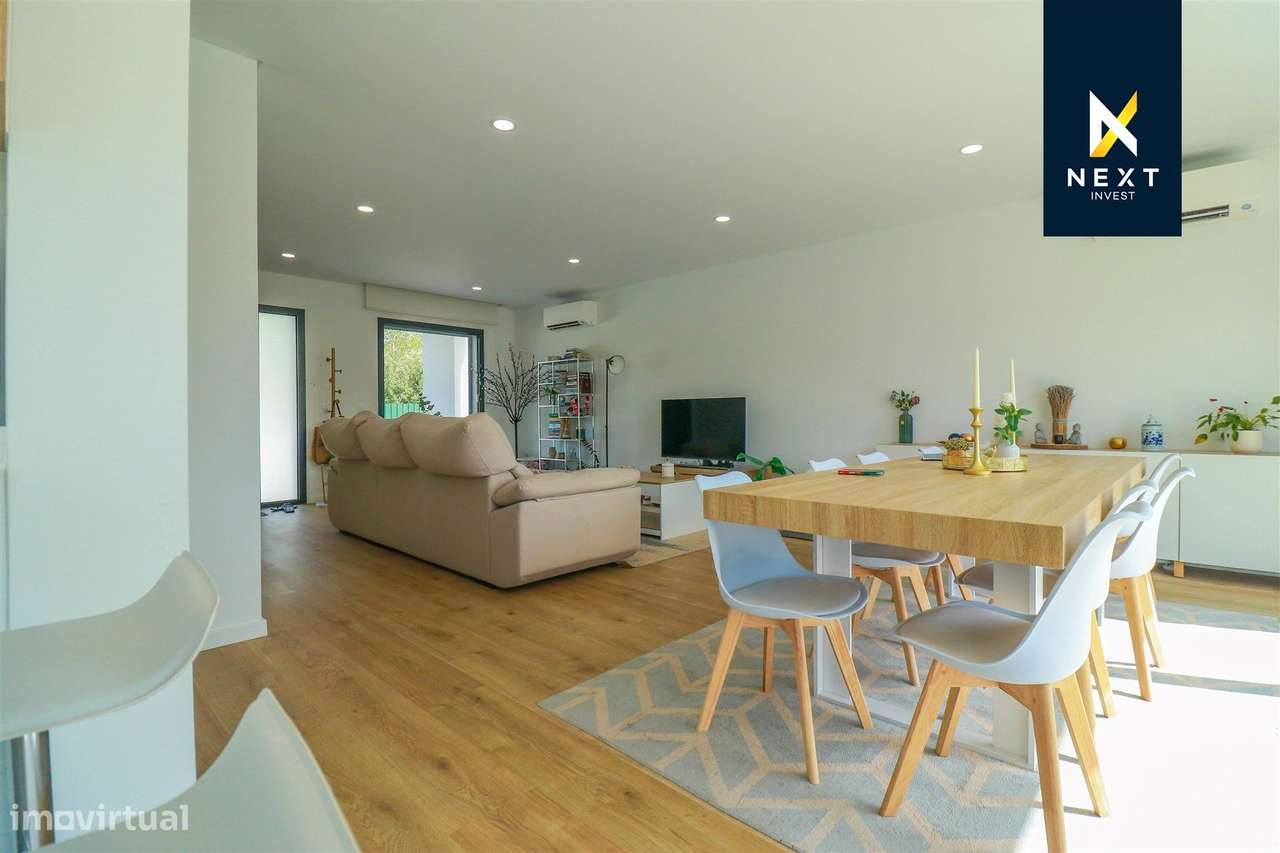 Moradia Geminada T4 com Piscina – Viseu-26
