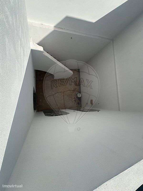 Moradia T2 para venda-25