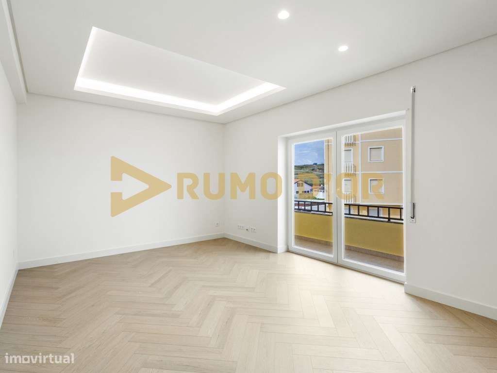 Exclusivo T2 com Vista Mar em Santa Cruz Elegância, Conforto e Loca...-6