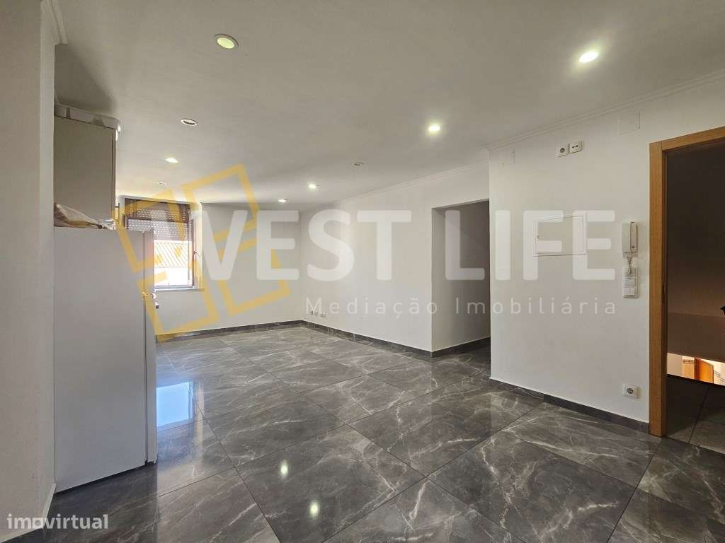 Apartamento T2 com Sala Open Space no Gradil | Mafra-3