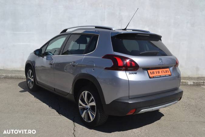 Peugeot 2008 BlueHDi 100 Allure - 4