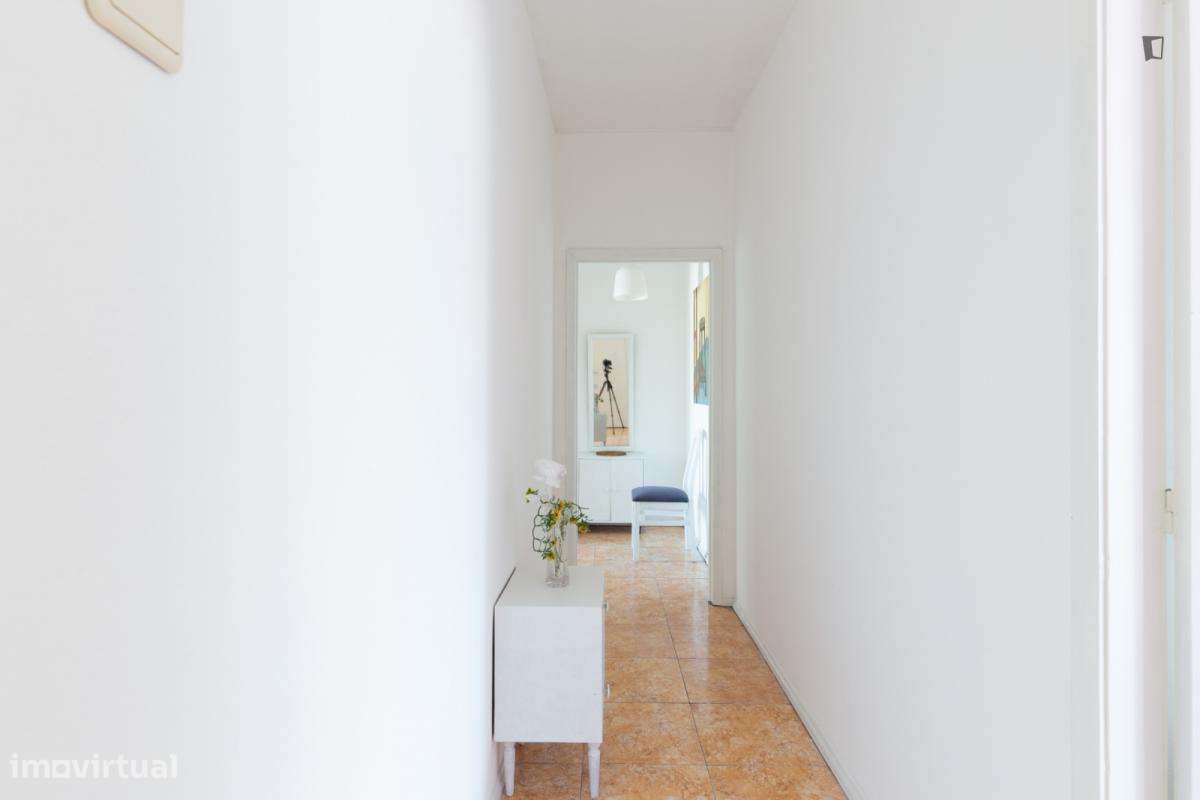 Apartamento com 2 quartos - localizado em Paranhos Porto - Grande imagem: 4/9