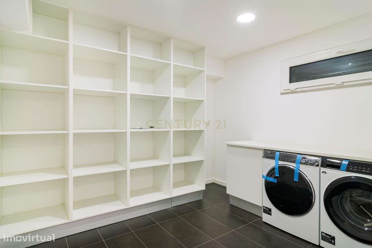 Moradia T4 isolada | Quinta D. Isabel de Abreu com garagem e piscina-42