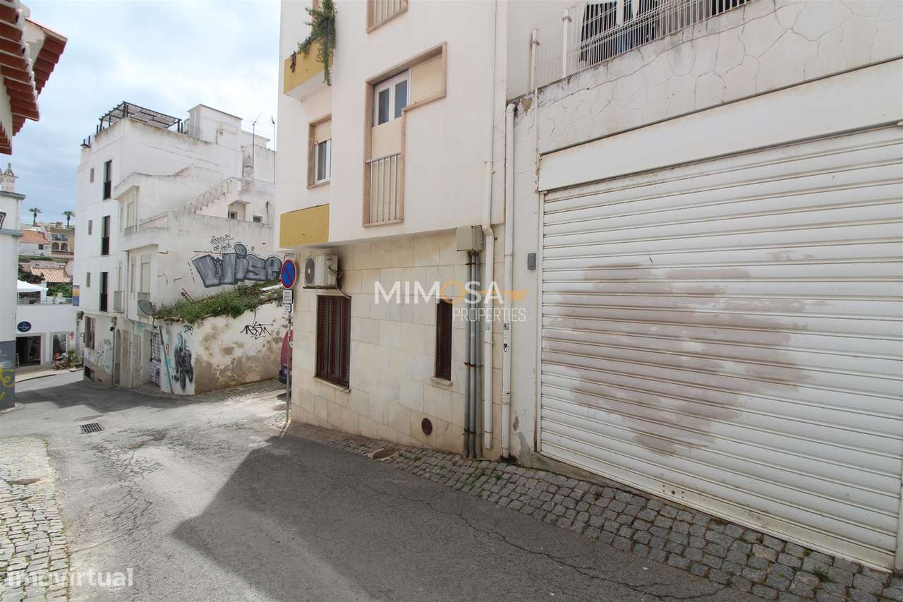 Loja com 78&#8239;m² pronto a utilizar no Centro Histórico de Lagos - Grande imagem: 4/8