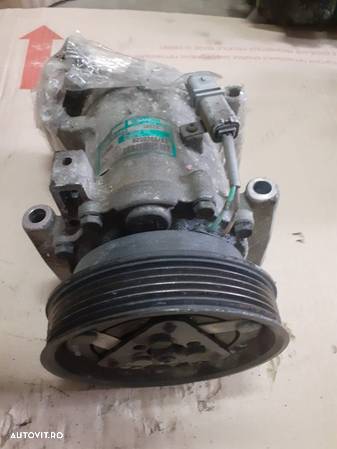 Compresor clima AC Renault Clio 3 1.5 dci COD 8200363787 - 1