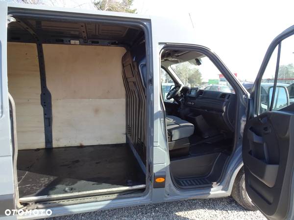 Renault Master 2.3 150KM Czujniki LEDY Long 1 właściciel - 16