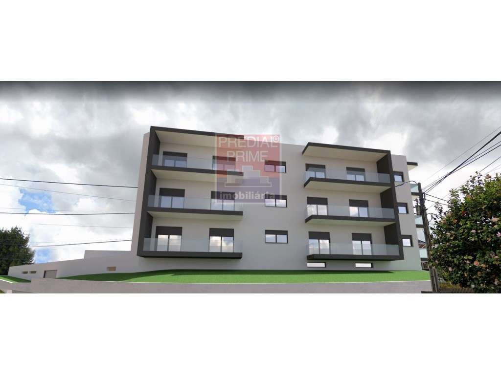 APARTAMENTO T3 COM VARANDAS EM NOGUEIRA DO CRAVO-13