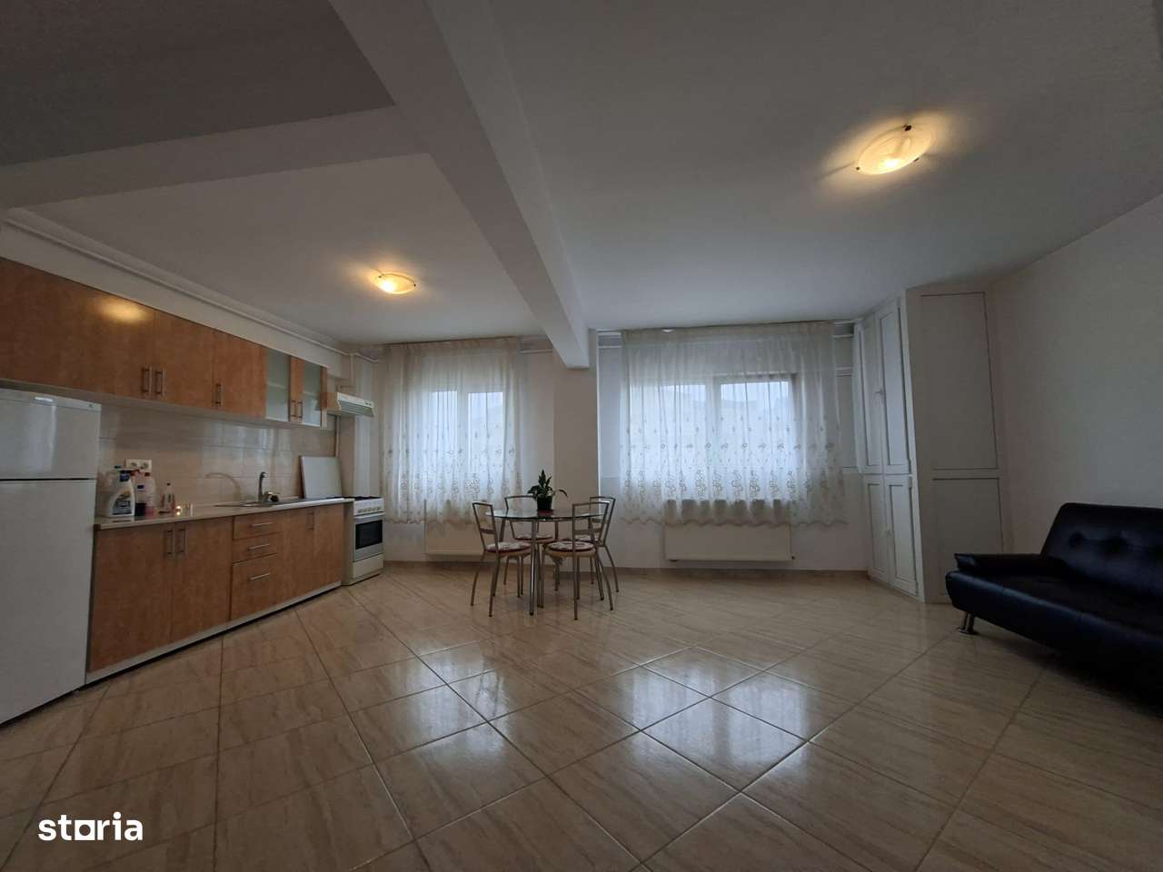 Mioritei (Carrefour) -3 cam decomandat/ 2 bai /centrala /renovat/ - Imagine principală: 2/14