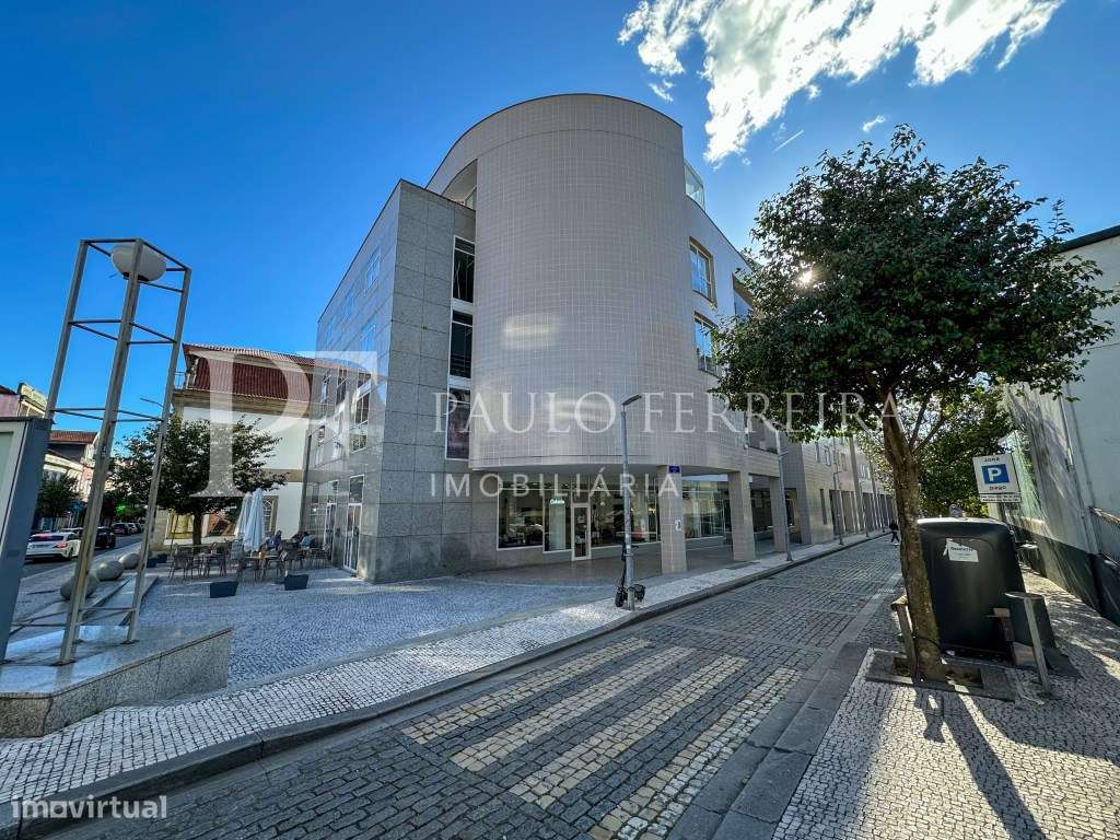 Escritório no centro de Famalicão - Grande imagem: 1/13