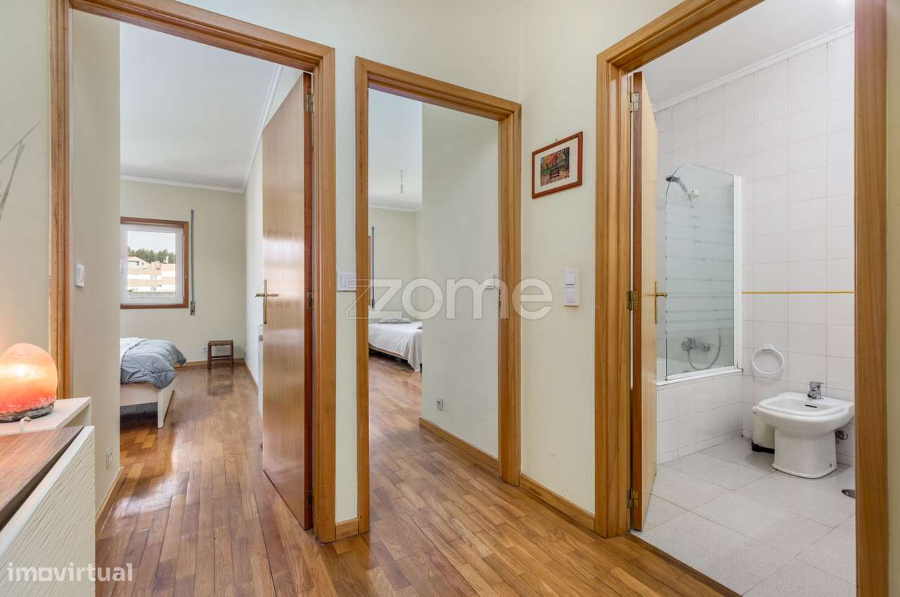 T3 / T4 Duplex com Terraços em Condomínio com Piscina – Francelos-17