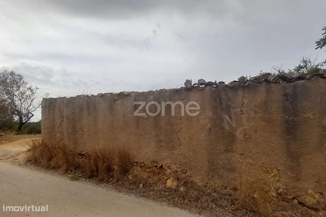 Casinha/ruína T3 para recuperar, terreno, Estói, Faro, Algarve, PT - Grande imagem: 2/32