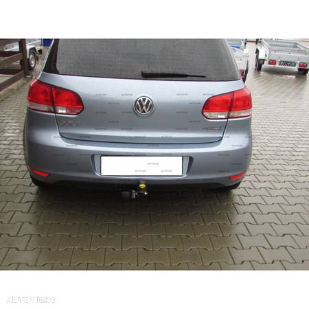 Carlig de remorcare pentru VOLKSWAGEN GOLF - V,VI,Plus,3/5usi - sistem semidemontabil -cu suruburi - din 2003 - 20