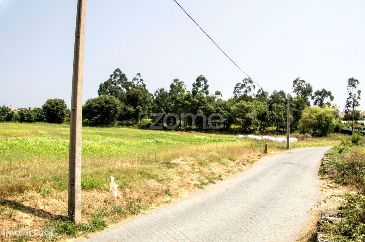 Casa Centenária + Terreno 21950m2 Urbano em GULPILHARES - GAIA