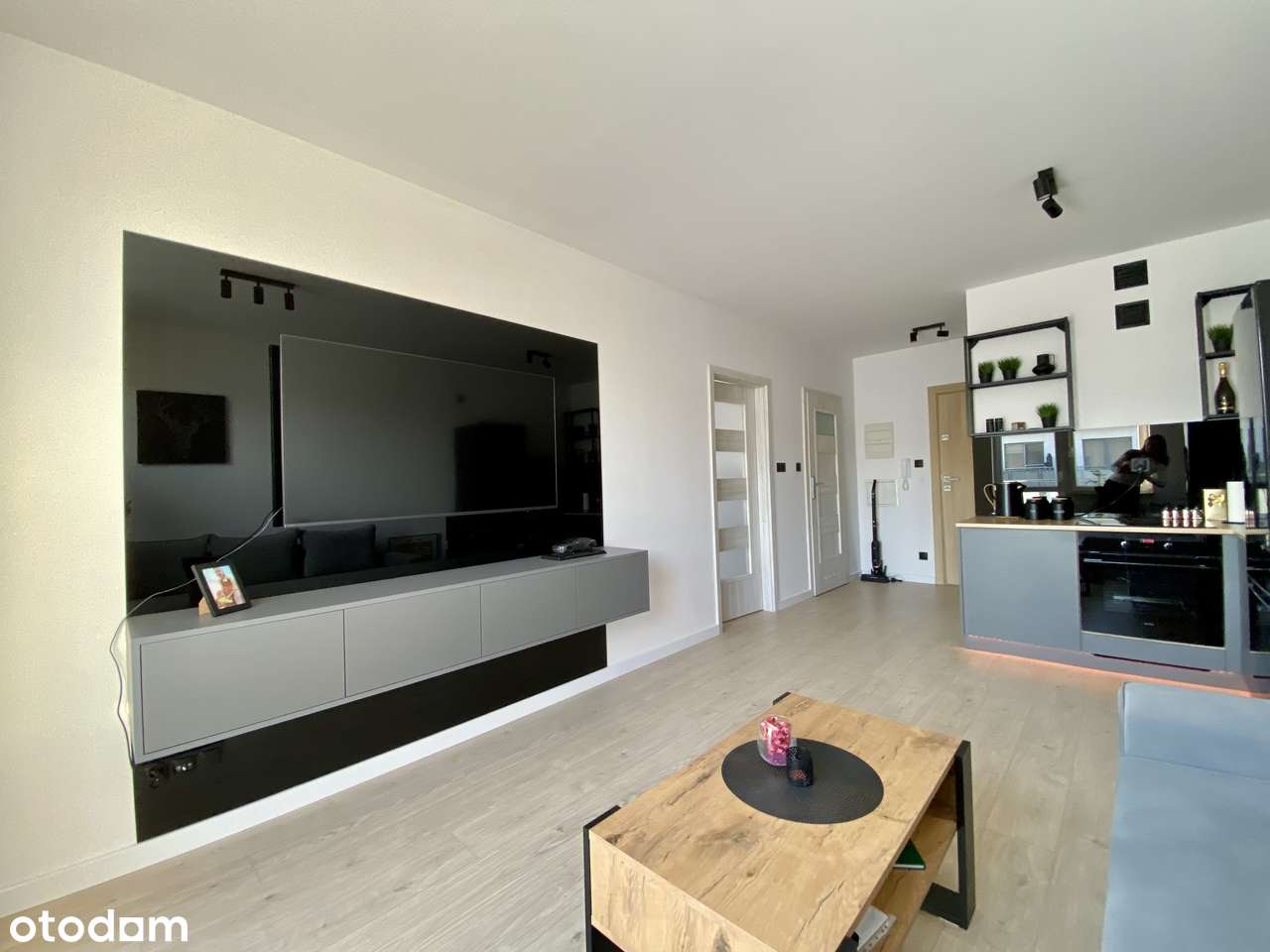 2 pokoje | Młody Straszyn|  duży balkon-2